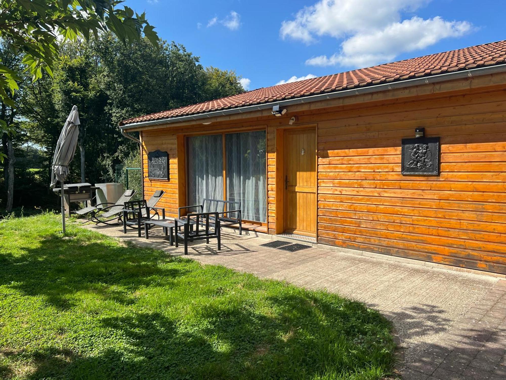 Chalet Des Anges Youx Buitenkant foto